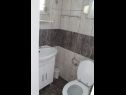Apartments Snjeza - 80 m from beach: A1 Studio (4), A2 Apartman (2+2) Vir - Zadar riviera  - Apartment - A2 Apartman (2+2): bathroom with toilet