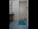 Apartments Mirjana - nearby the sea: A1-Zoe (4) Zadar - Zadar riviera  - Apartment - A1-Zoe (4): bathroom with toilet