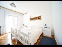 Apartments Ivan Z3 - only for family: A1(6)  Zadar - Zadar riviera  - Apartment - A1(6) : bedroom
