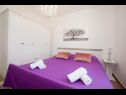 Apartments Mat-deluxe with free parking: A1(4) Zadar - Zadar riviera  - Apartment - A1(4): bedroom