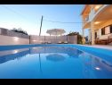 Apartments Max - luxurious with pool: A1(6+2) Zadar - Zadar riviera  - swimming pool