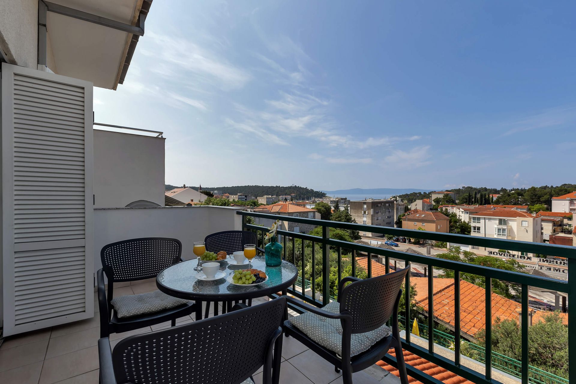 Apartments Josip - panoramic sea view & parking: A1(4+2) Makarska - Riviera Makarska 
