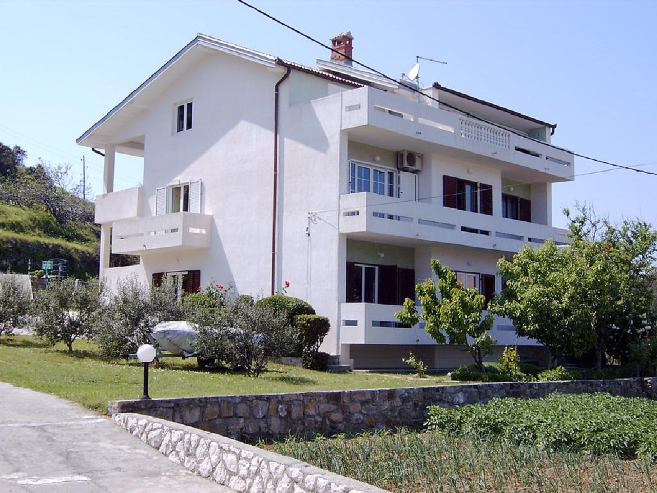 Apartments Suzy - 80m from the sea: A1 Šestica (6+1), A2 Četvorka (4) Supetarska Draga - Island Rab 