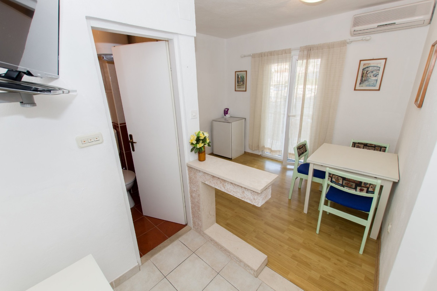 Apartment Ina - with terrace : A2 Makarska, Riviera Makarska 3