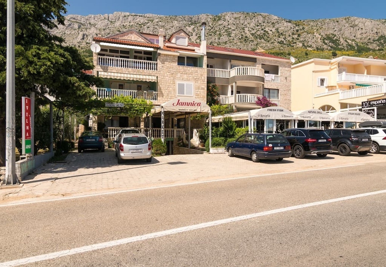 Apartment Divna - with terrace : A1 Stanici, Riviera Omis 0