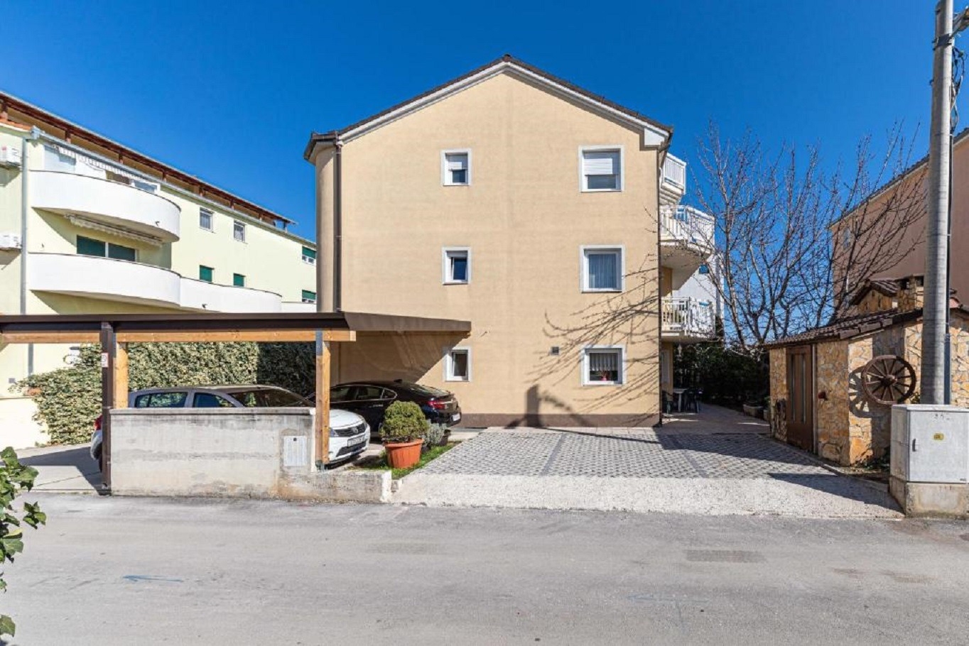 Apartment Niko - modern: A3 Kastel Luksic, Riviera Split 2