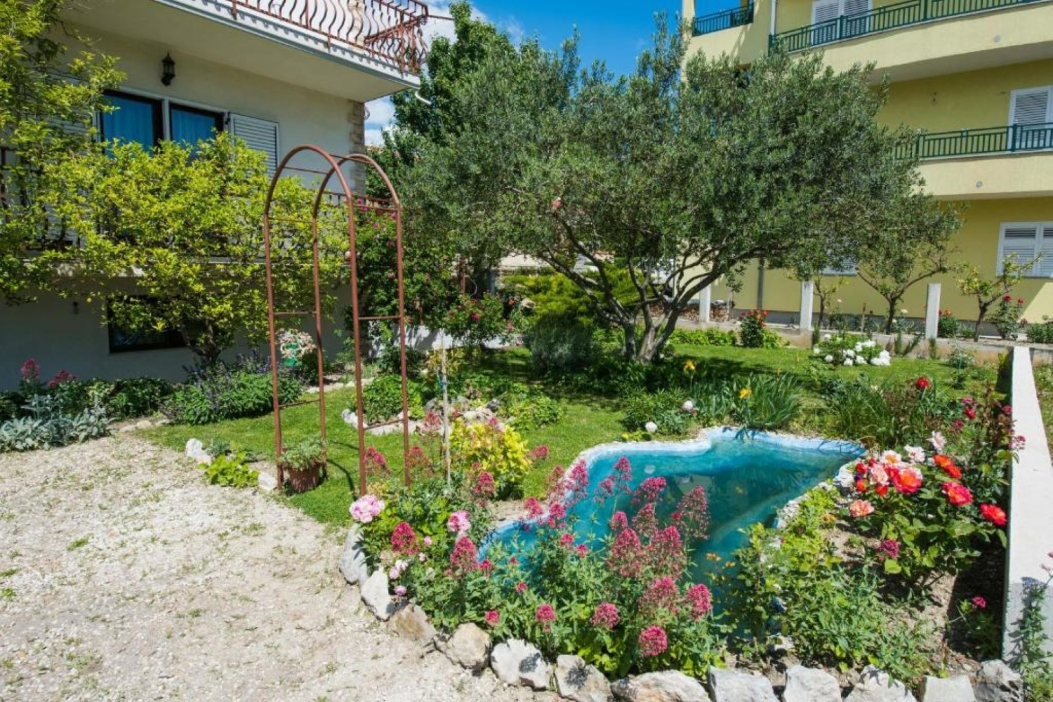 Apartment Božana - with parking : A3 Kastel Luksic, Riviera Split 3