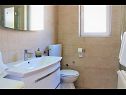 Apartments Olive - swimming pool: A1(4), A2(4), A3(4), SA4(2), SA5(2) Biograd - Riviera Biograd  - Apartment - A1(4): bathroom with toilet