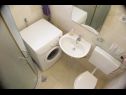 Apartments Marin A1(2+2), A2(2+2) Biograd - Riviera Biograd  - Apartment - A1(2+2): bathroom with toilet