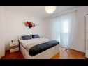 Apartments Korni - comfortable A1(8) Biograd - Riviera Biograd  - Apartment - A1(8): bedroom