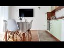 Apartments Korni - comfortable A1(8) Biograd - Riviera Biograd  - Apartment - A1(8): kitchen and dining room