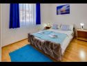 Apartments Tanja - 200m to the beach: A1(2+2), A2(2+2), A3(2+2), A4(2+2), SA5(2) Pakostane - Riviera Biograd  - Apartment - A1(2+2): bedroom