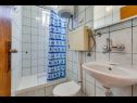 Apartments Tanja - 200m to the beach: A1(2+2), A2(2+2), A3(2+2), A4(2+2), SA5(2) Pakostane - Riviera Biograd  - Apartment - A1(2+2): bathroom with toilet