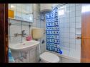 Apartments Tanja - 200m to the beach: A1(2+2), A2(2+2), A3(2+2), A4(2+2), SA5(2) Pakostane - Riviera Biograd  - Apartment - A2(2+2): bathroom with toilet
