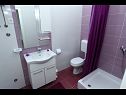 Apartments Renato - 150 m from beach: A1(2+2), A2(2+2) Sveti Filip i Jakov - Riviera Biograd  - Apartment - A2(2+2): bathroom