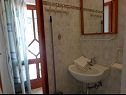 Apartments Brane - 150m from sea: A1(2+1), SA3(3), SA4(2), SA5(2), A6(2+1) Bol - Island Brac  - Studio apartment - SA3(3): bathroom with toilet