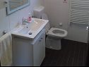 Apartments Nikola M - 2 bedrooms: A4(4) Bol - Island Brac  - Apartment - A4(4): bathroom with toilet