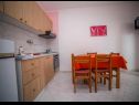 Apartments Desa - sea view : A2(2), A1(4+1) Bol - Island Brac  - Apartment - A1(4+1): kitchen and dining room