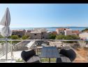 Apartments Renci - great location & sea view: A1(2), SA2(2), A3(2+1), R1(2) Bol - Island Brac  - Apartment - SA2(2): balcony