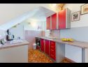 Apartments Matko - 3 Bedrooms Apartment: A2(6) Mirca - Island Brac  - Apartment - A2(6): kitchen