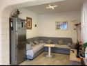Apartments Jak - comfortable apartments: A1-donji(4+1), A2-gornji(4+2) Mirca - Island Brac  - Apartment - A1-donji(4+1): living room