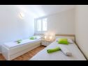Apartments Dalis - open swimming pool: A1 kat(4+1), A2 prizemlje(4) Cove Osibova (Milna) - Island Brac  - Croatia - Apartment - A1 kat(4+1): bedroom