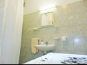 Apartments Tonci - 30m from the beach: A1(4) Postira - Island Brac  - Apartment - A1(4): bathroom