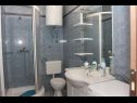 Apartments Vinko - 50 M from the beach : A1(4+2) Postira - Island Brac  - Apartment - A1(4+2): bathroom with toilet