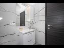 Apartments Jakov - modern and cosy with pool: B2(4), B3(5) Postira - Island Brac  - Apartment - B2(4): bathroom with toilet