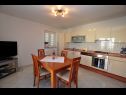 Apartments Pava - beautiful terrace & parking: A1(2+2) Postira - Island Brac  - Apartment - A1(2+2): kitchen and dining room