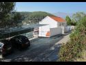Apartments Mira - beautiful sea view: A1 Daniel (4), SA Jelena1 (2) Pucisca - Island Brac  - parking