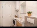 Apartments Ruža - 50 m from beach: SA1(2) Pucisca - Island Brac  - Studio apartment - SA1(2): bathroom with toilet