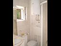 Apartments Marino - 150 m from beach: A1(4+1) Splitska - Island Brac  - Apartment - A1(4+1): bathroom with toilet