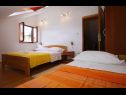Apartments Neda - perfect location & free parking: A1(6), A2(4+1), A3(4+1) Splitska - Island Brac  - Apartment - A3(4+1): bedroom