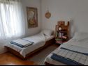 Holiday home Olive - 150 m from sea: H(4) Splitska - Island Brac  - Croatia - H(4): bedroom
