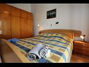 Apartments Aldica - 300 m from sea: A1(6) Supetar - Island Brac  - Apartment - A1(6): bedroom