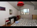 Apartments Aldica - 300 m from sea: A1(6) Supetar - Island Brac  - Apartment - A1(6): bedroom