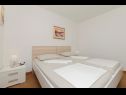 Apartments Vlado - cosy & afordable: SA1(2), A2(3), A3(5) Supetar - Island Brac  - Apartment - A3(5): bedroom