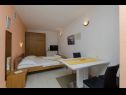 Apartments Vlado - cosy & afordable: SA1(2), A2(3), A3(6) Supetar - Island Brac  - Studio apartment - SA1(2): living room
