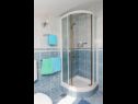 Apartments Ana - 50m from Sea: A3(4+1) Supetar - Island Brac  - Apartment - A3(4+1): bathroom with toilet