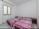 Apartments Silvana - economy apartments : A1(4), A3(2+1), A2(2) Supetar - Island Brac  - Apartment - A1(4): bedroom