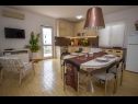 Apartments Zvone - Apartments with terrace : A1(4), A2(2) Supetar - Island Brac  - Apartment - A1(4): kitchen and dining room