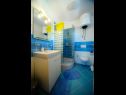 Holiday home Mari - with pool: H(8+1) Supetar - Island Brac  - Croatia - H(8+1): bathroom with toilet