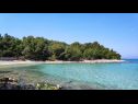 Apartments Leana - great location and close to beach: A1(2+1) Supetar - Island Brac  - beach