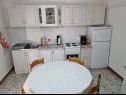 Apartments Smilja - great location: A1(6+1) Gornji-Pašike, A2(4+1) Donji-Pašike Supetar - Island Brac  - Apartment - A2(4+1) Donji-Pašike: kitchen and dining room