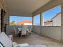 Apartments Dragi - 250 m from the beach: A1(6) Supetar - Island Brac  - Apartment - A1(6): balcony
