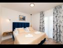 Apartments L&R - with pool: A1(4) Supetar - Island Brac  - Apartment - A1(4): bedroom