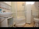 Apartments Vrilo - 30m from the sea A1(4+2) Supetar - Island Brac  - Apartment - A1(4+2): bathroom with toilet