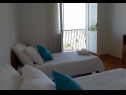 Apartments Mar - 50 m from beach: A1(4+1), A2(4+1), A3(4+1) Sutivan - Island Brac  - Apartment - A3(4+1): bedroom