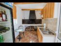 Apartments Dome - 30 m from beach : A1(4), A2(4), A3(4) Arbanija - Island Ciovo  - summer kitchen